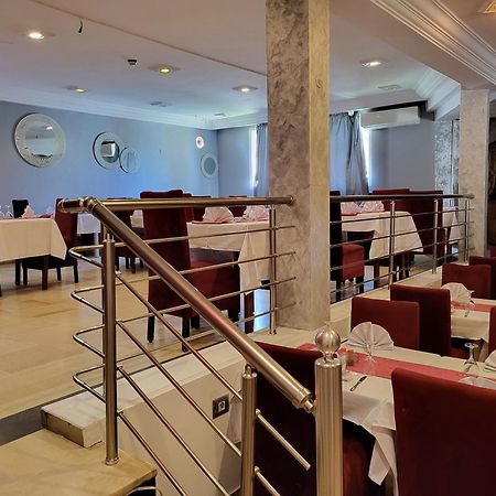 Appart Hotel Rodes Mezraia Zewnętrze zdjęcie
