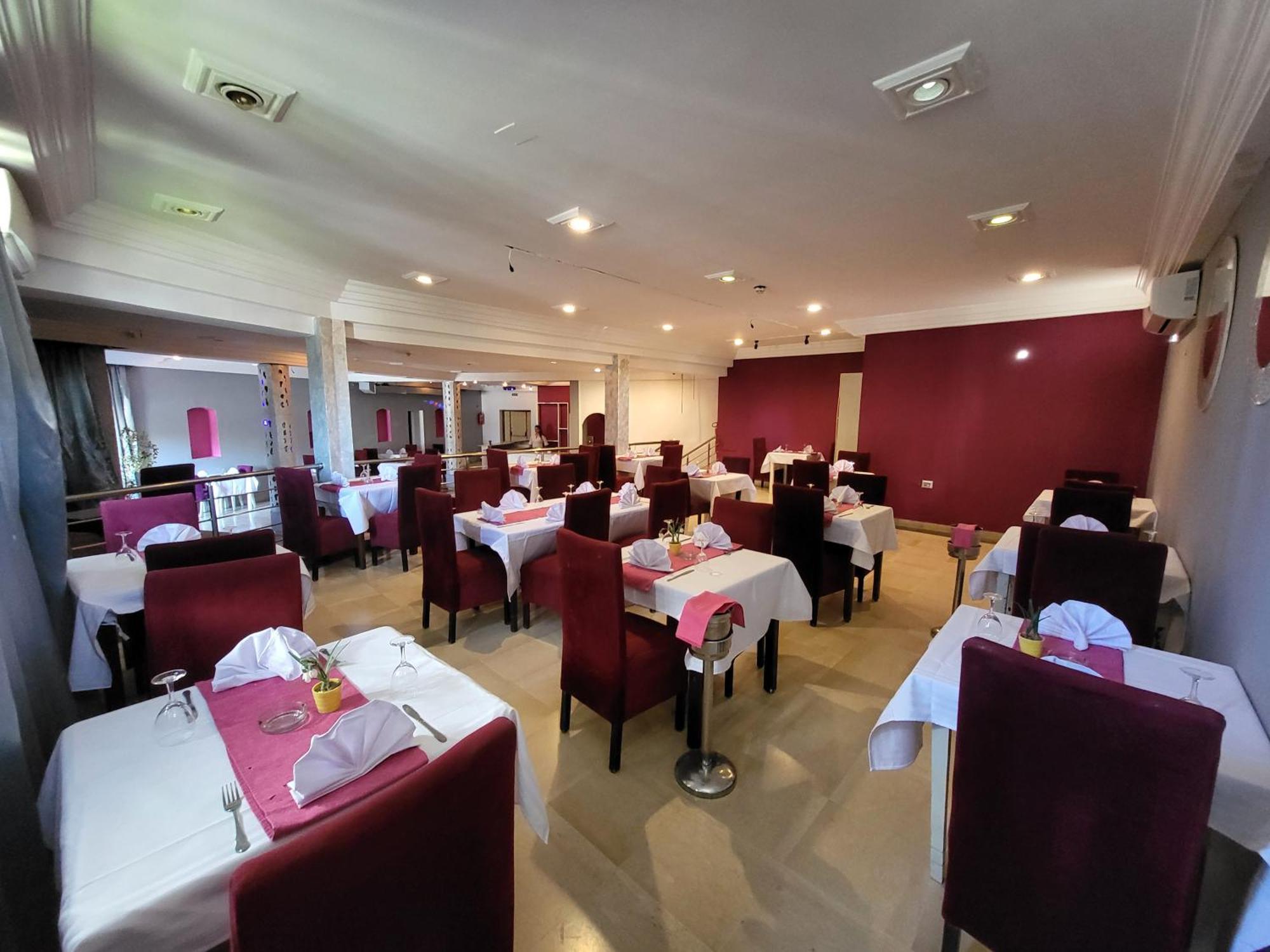 Appart Hotel Rodes Mezraia Zewnętrze zdjęcie