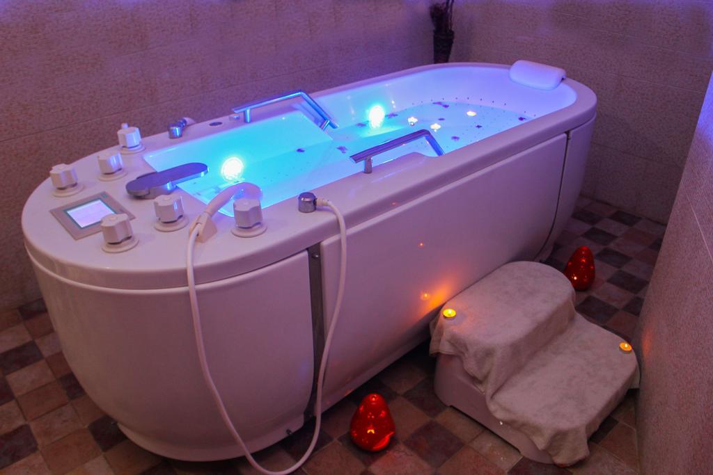 Appart Hotel Rodes Mezraia Zewnętrze zdjęcie